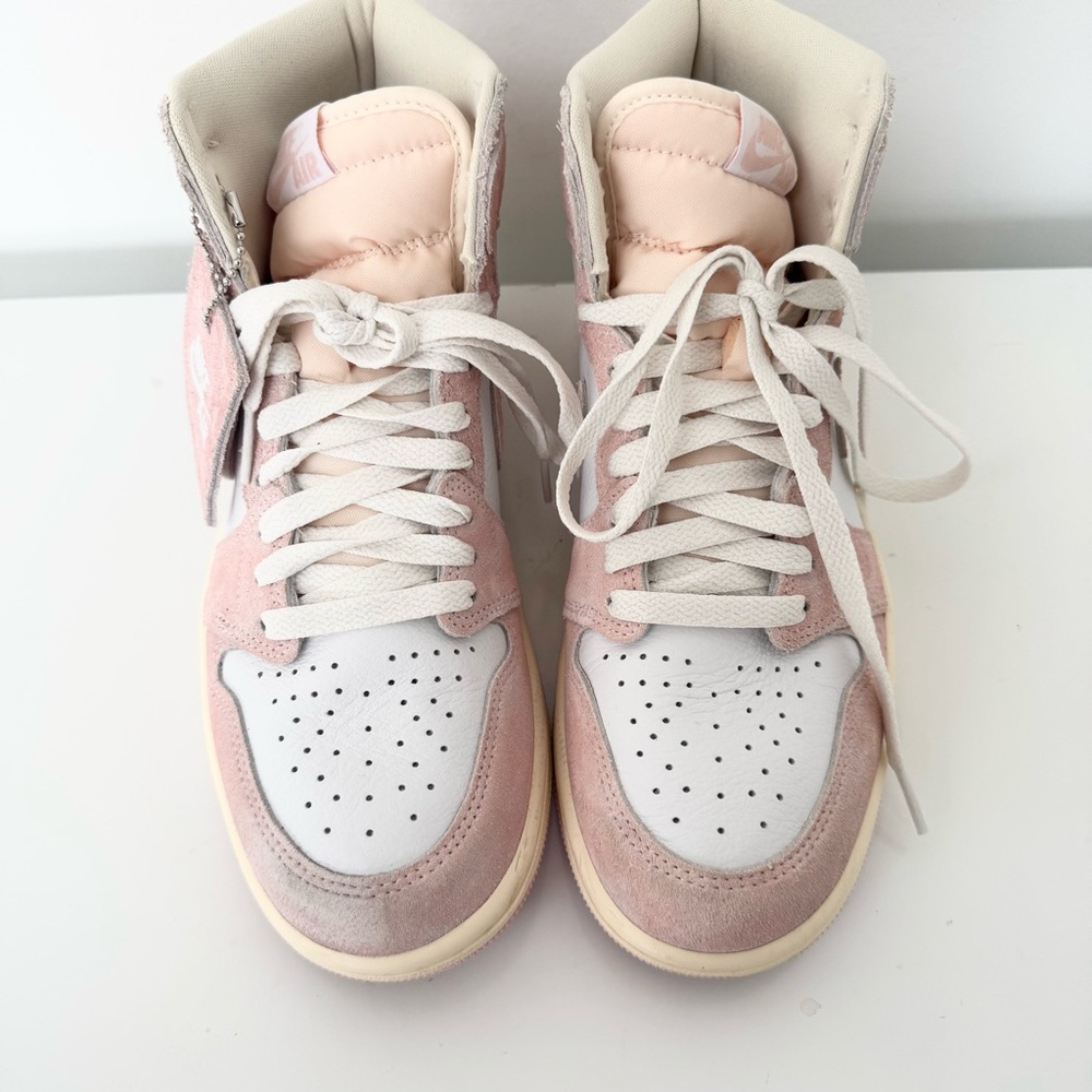 Nike Air Jordan 1 Retro High Top OG ‘Washed Pink’ Size 7.5 Women’s - Picture 3 of 11